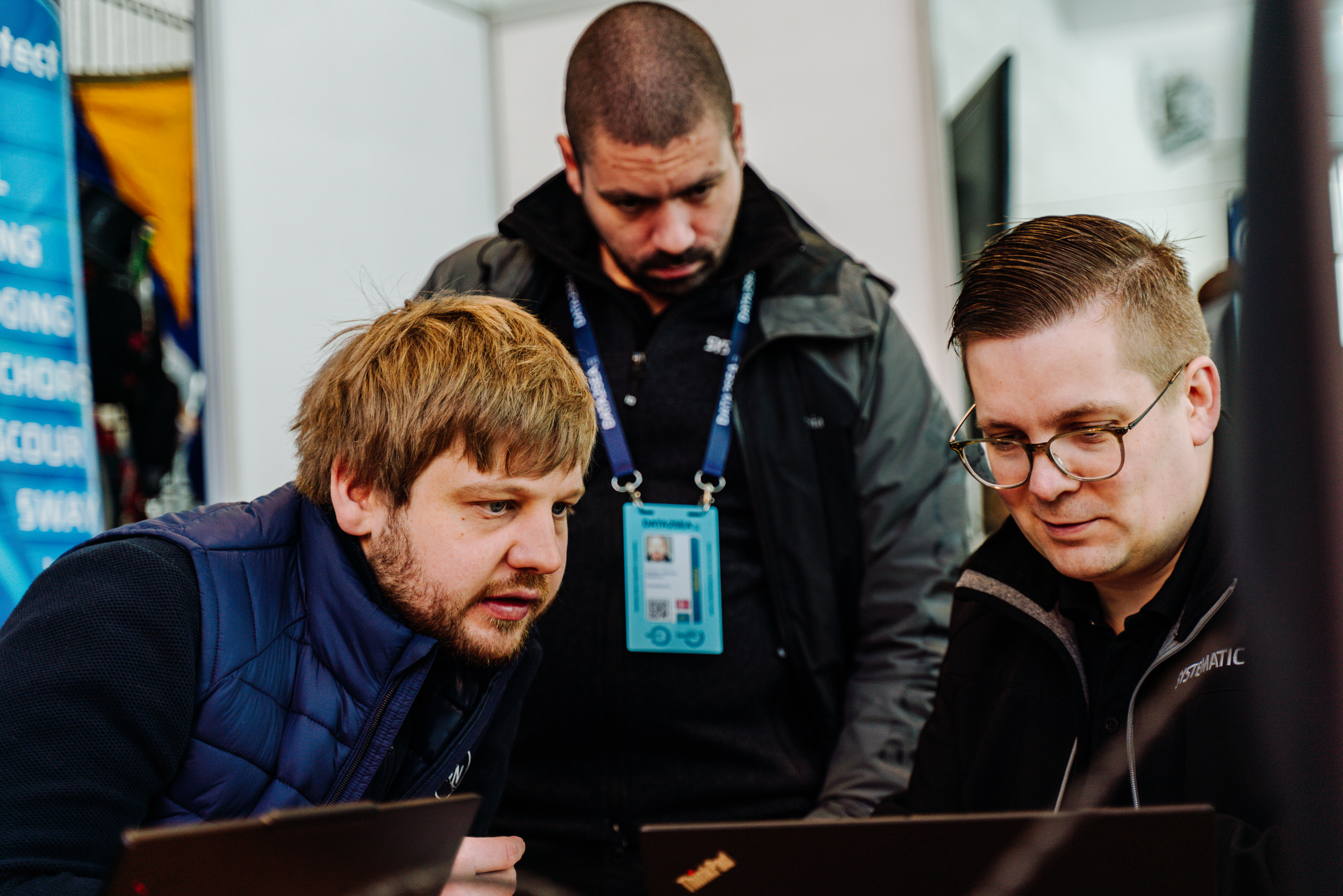 SeaSec_Data2Sea_2026 _ Lasse Krabbesmark and others looking at screen