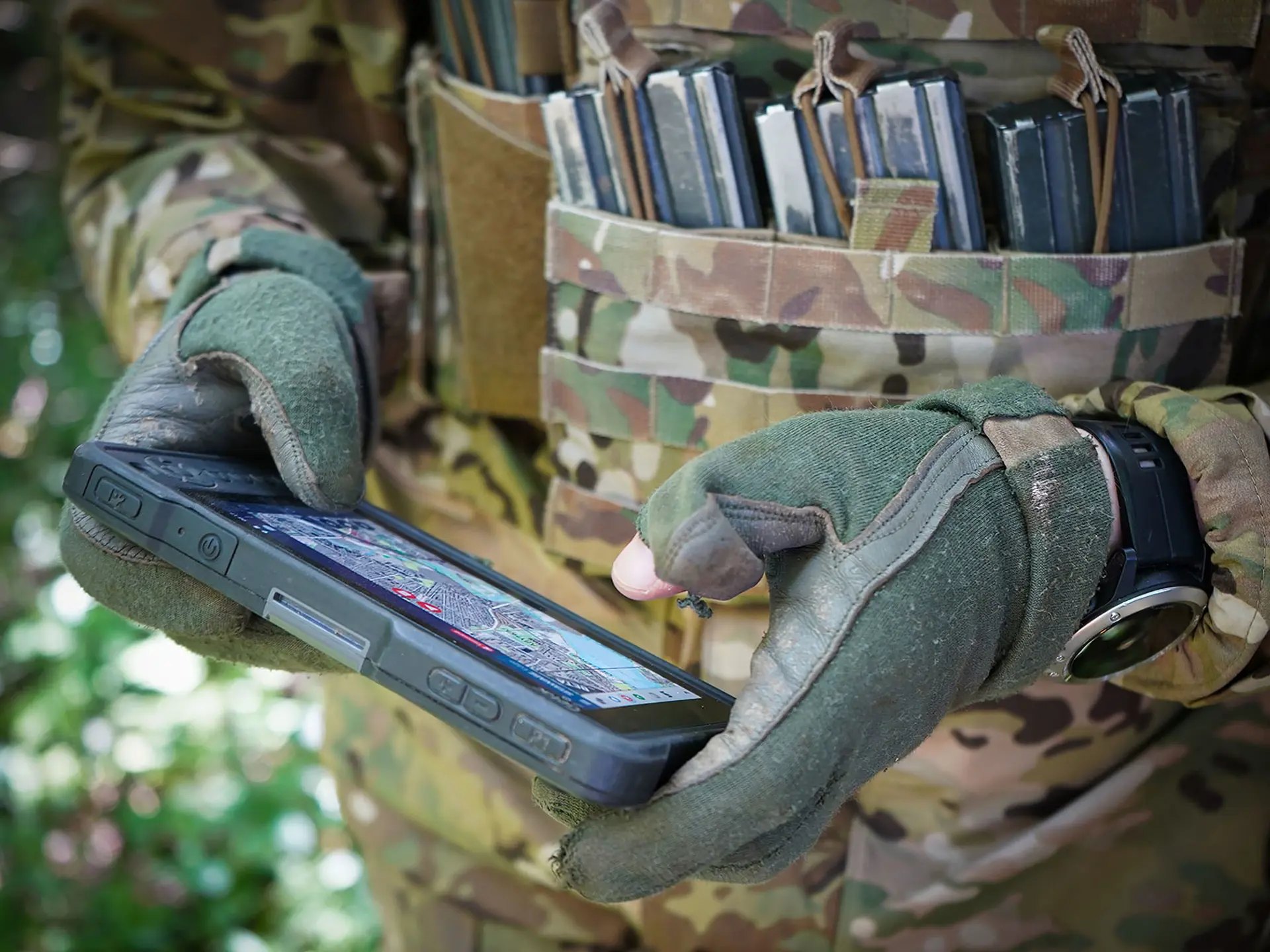 Soldier With Sitaware Edge In Woods