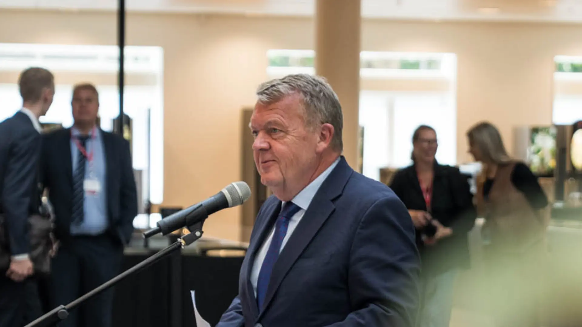 Minister Lars Løkke Rasmussen holder oplæg på Systematics hovedkontor