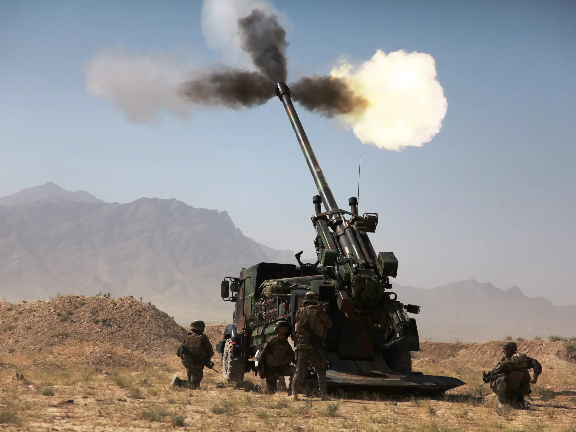 Artillery drill in a desert