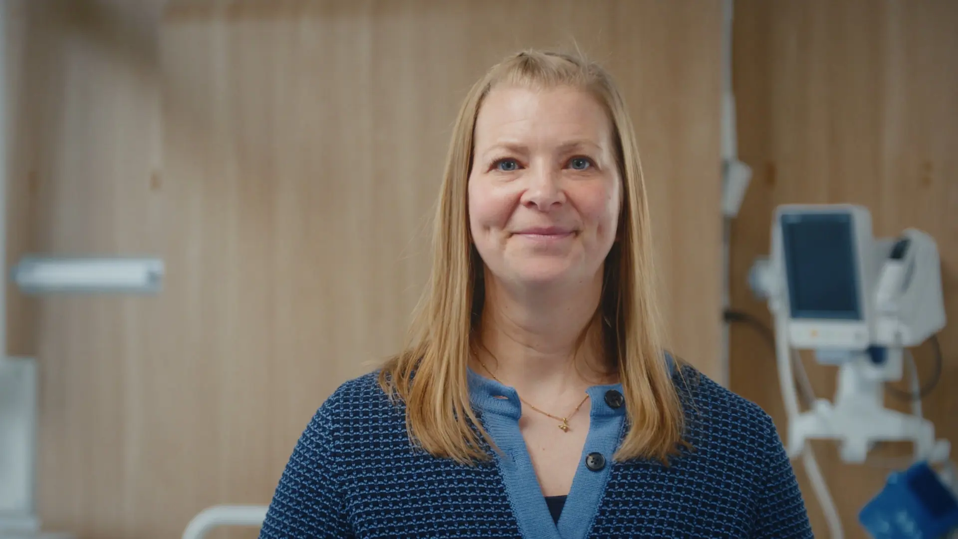 Patients and visitors use Columna Flow Wayfinding to navigate hospitals with digital maps on mobile devices, kiosks, or desktops, reducing confusion and improving the overall hospital experience.