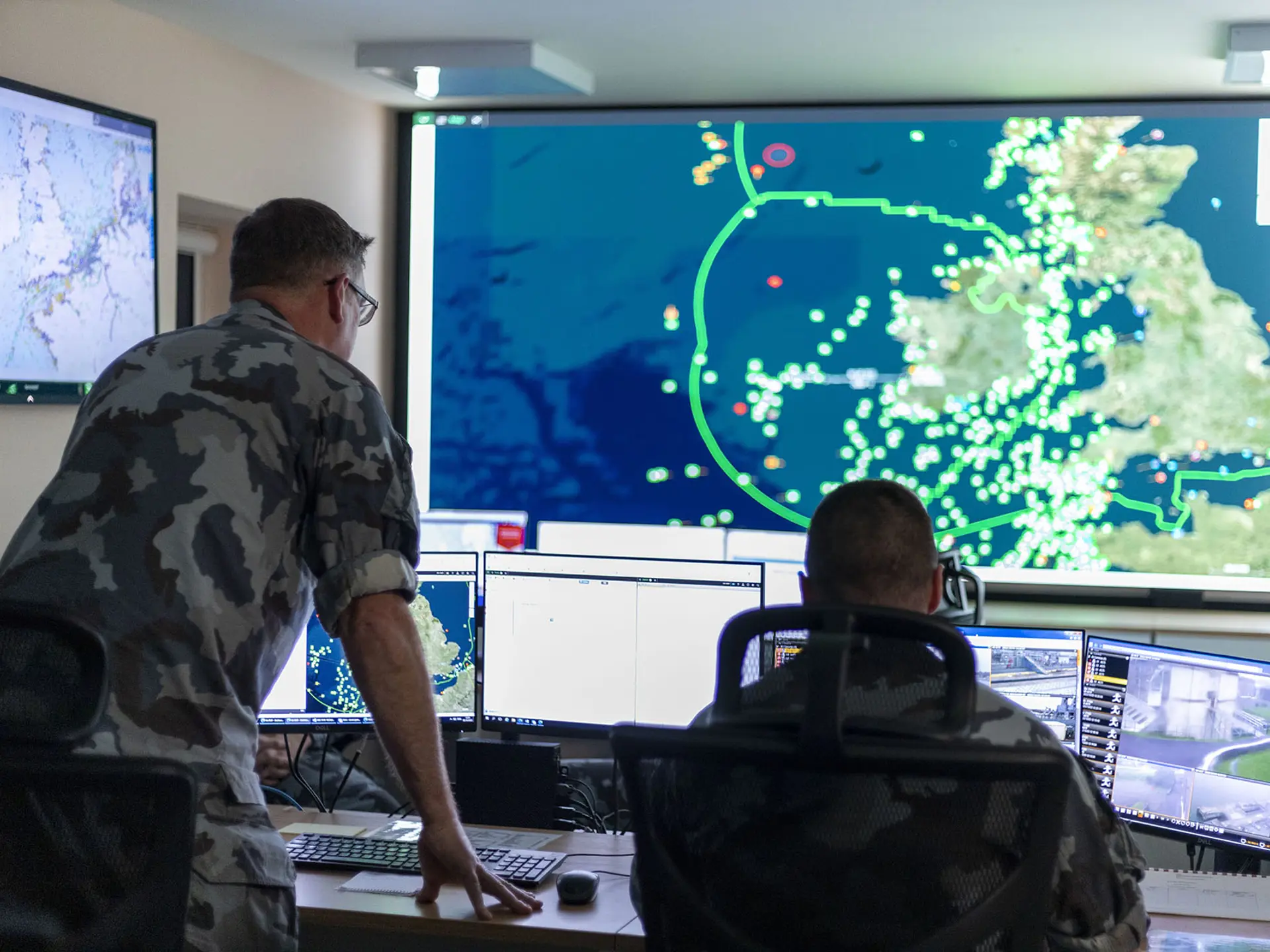 Navy staff working in SitaWare Maritime and Iris Forms