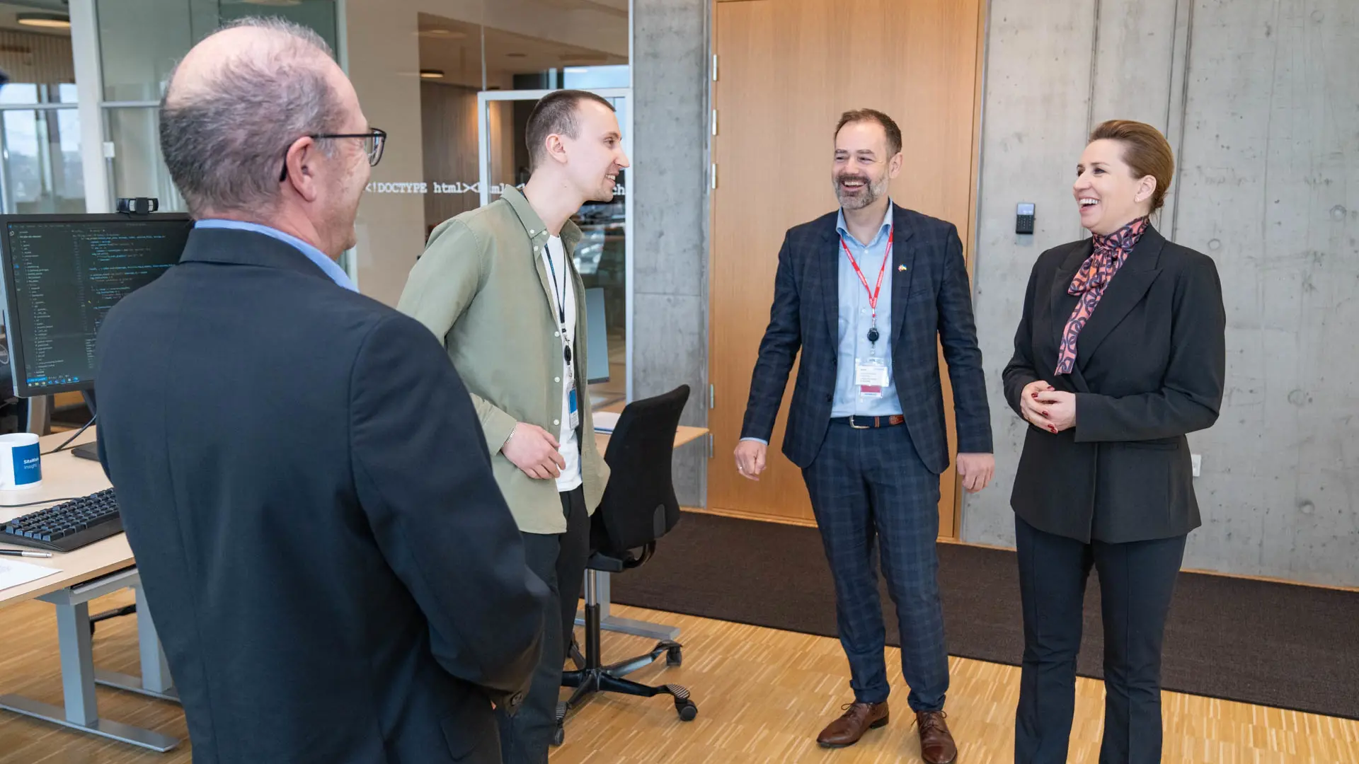 Minister of State Mette Frederiksen and Mayor of Aarhus Jacob Bundsgaard greet Systematic employees