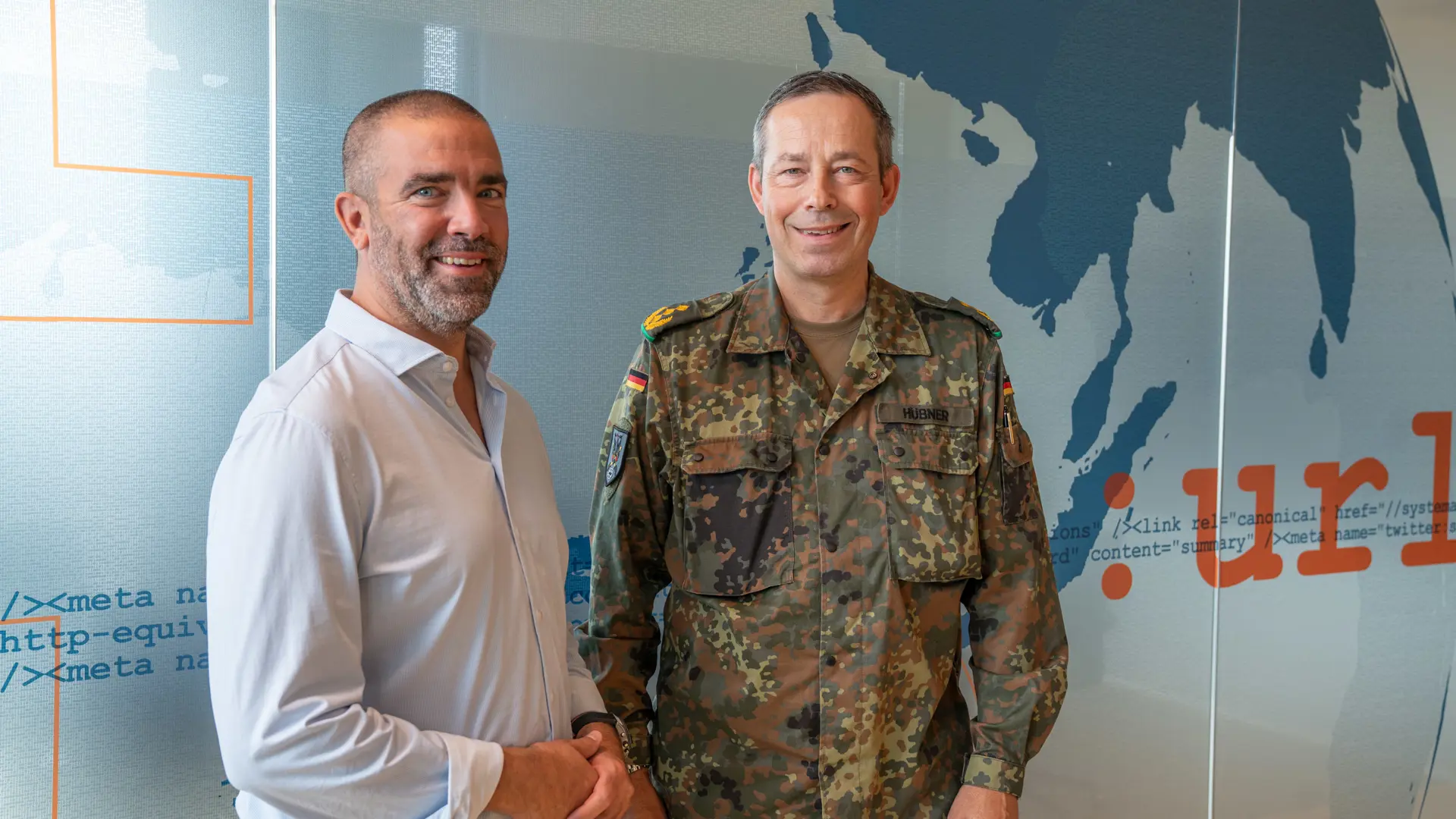 Nikolaj Bramsen und Generalleutnant Hübner, Besuch bei Systematic in Aarhus