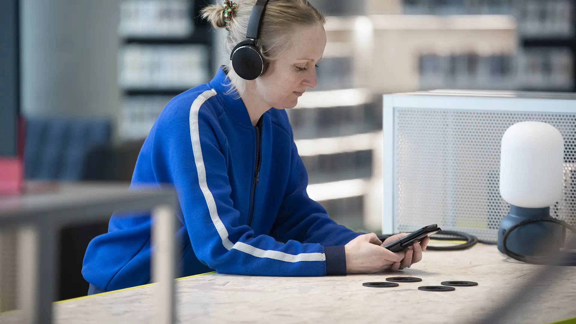 Voksen Lytter Pa Musikk Lydbok