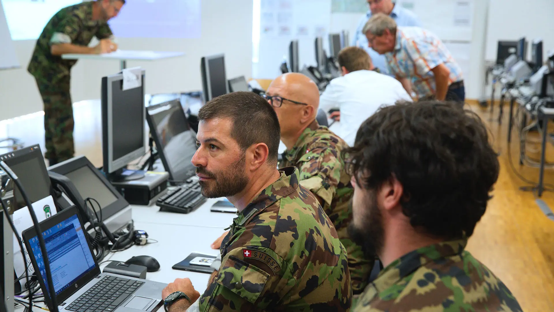 Swiss soldiers use the SitaWare programme