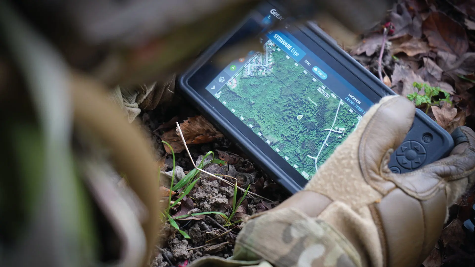 Soldier using SitaWare Edge in the field